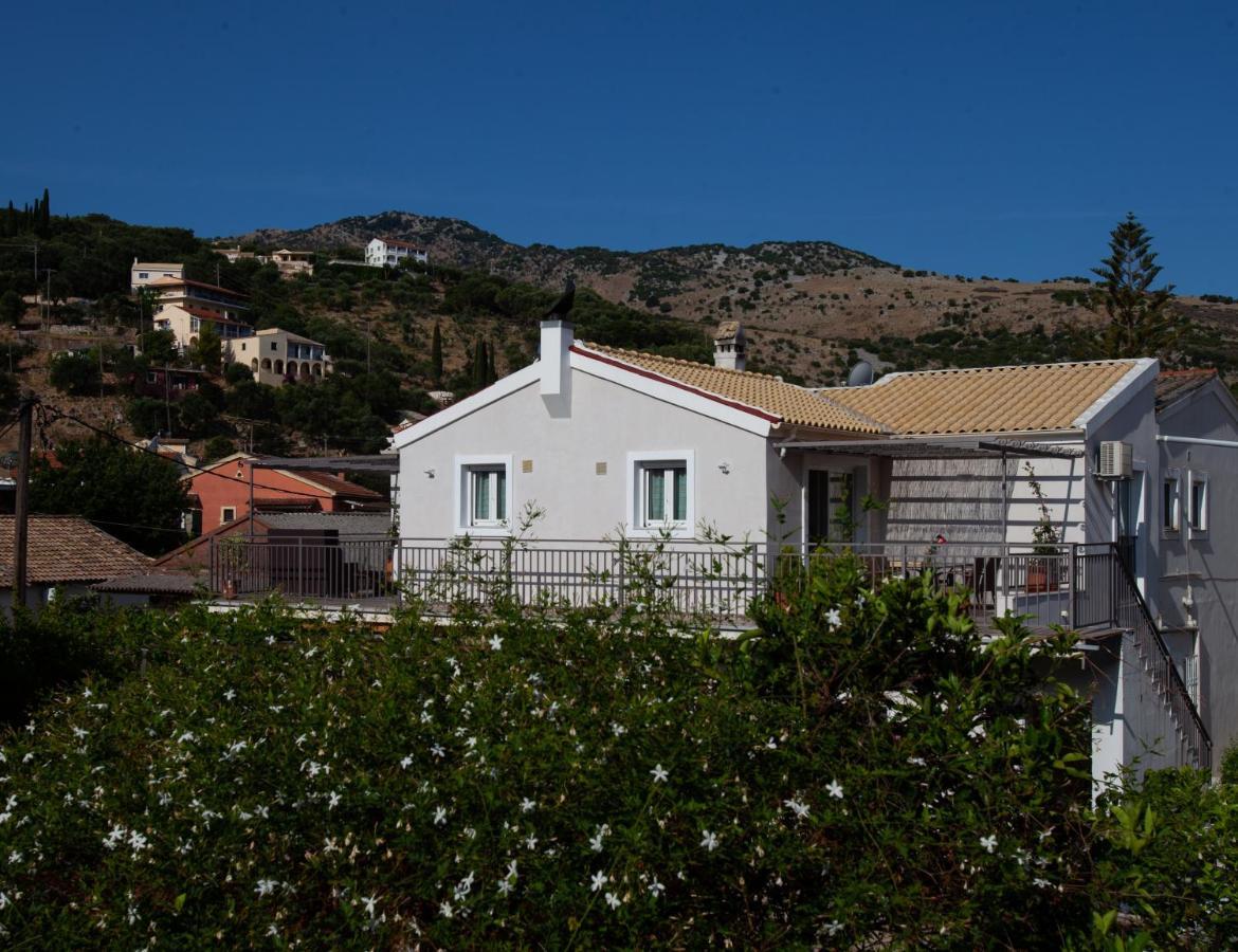 Antonis Apartments Kassiopi Exteriér fotografie
